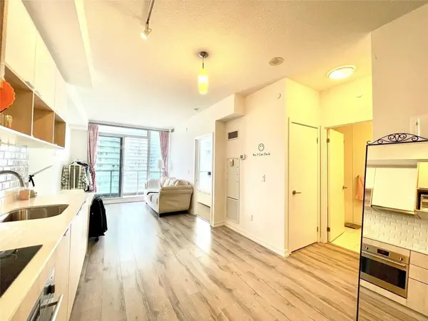 52 Forest Manor RD #904, Toronto C15, ON M2J 0E2