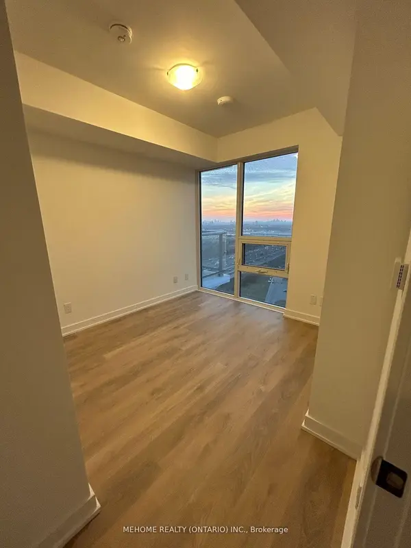 2033 Kennedy RD #3302, Toronto E07, ON M1T 0B9