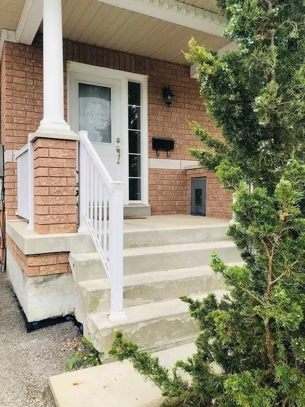 99 Atherton AVE, Ajax, ON L1T 0L3