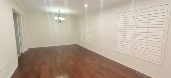 16 Raffia AVE, Richmond Hill, ON L4E 4M9