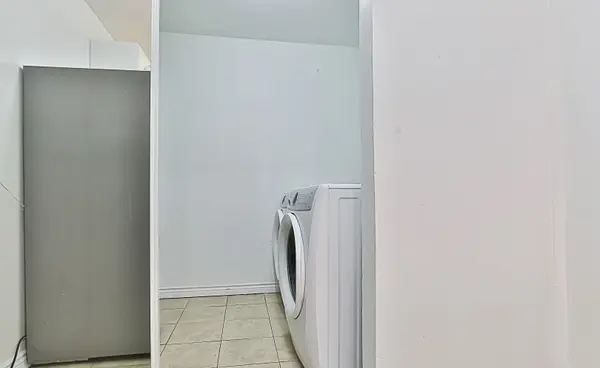 340 Dixon RD #2309, Toronto W09, ON M9R 1T1