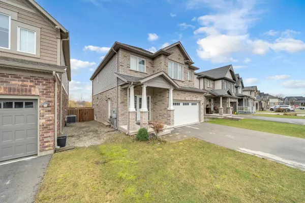 83 Monarch ST, Welland, ON L3C 0E6