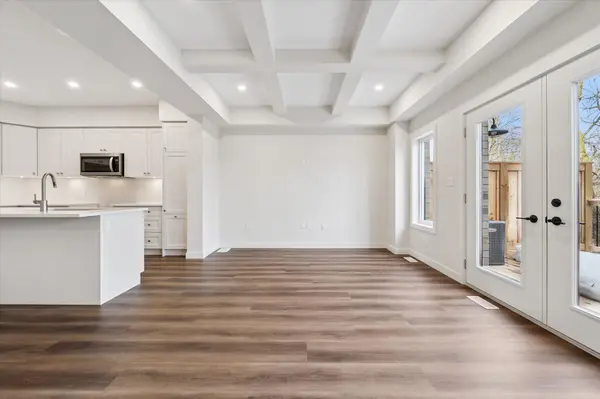 30 Fieldstone LN, Centre Wellington, ON N0B 1S0