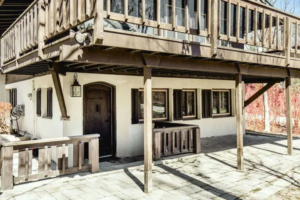 138 ST MORITZ CRES, Blue Mountains, ON L9Y 0S6