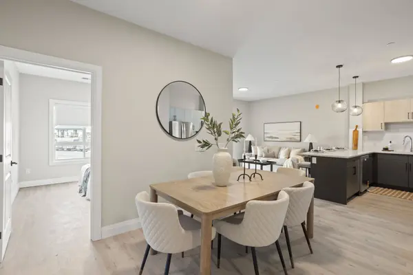 33318 Richmond ST #309, Lucan Biddulph, ON N0M 2J0