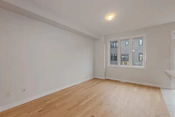 66 OSLER ST, Kanata, ON K2W 0M1