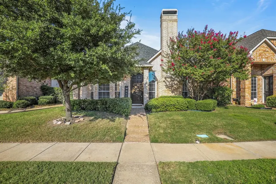 8704 Moss Hill Road, Irving, TX 75063