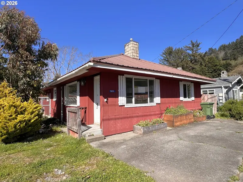 94191 TENTH ST, Gold Beach, OR 97444
