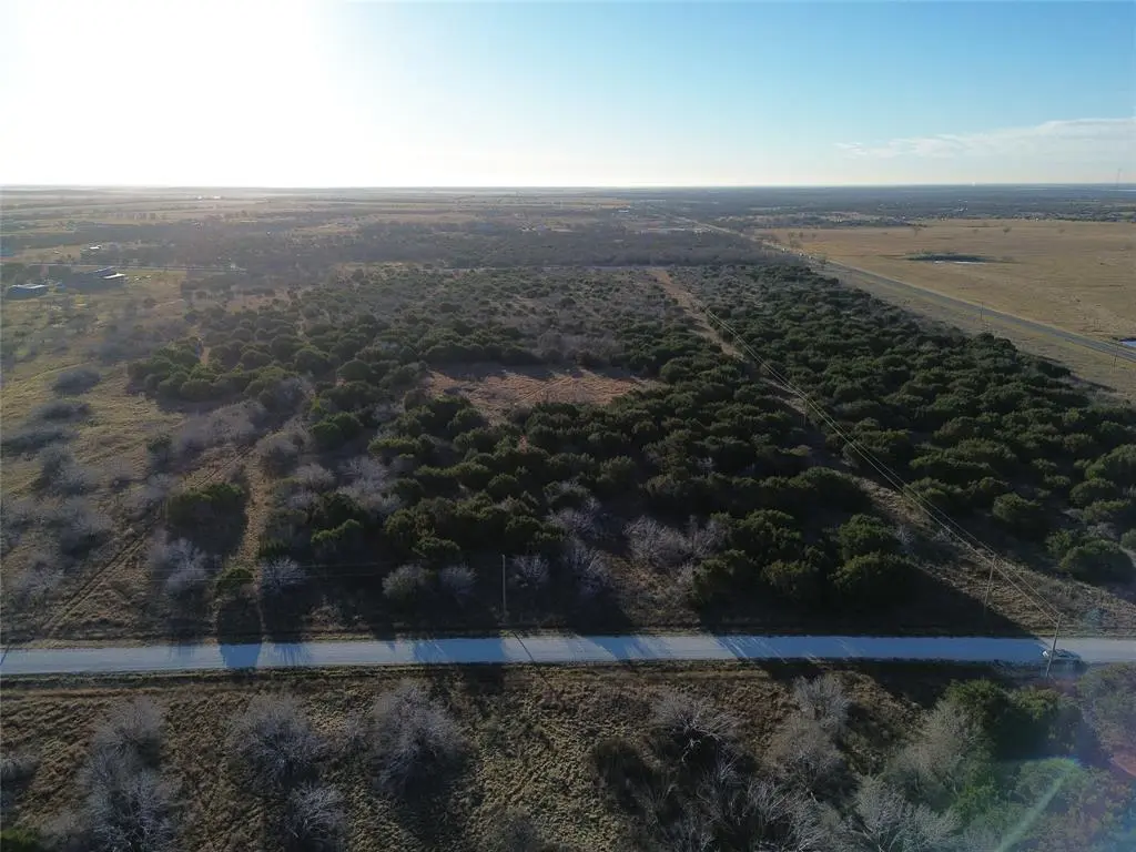000 Private Road 198, Blum, TX 76627