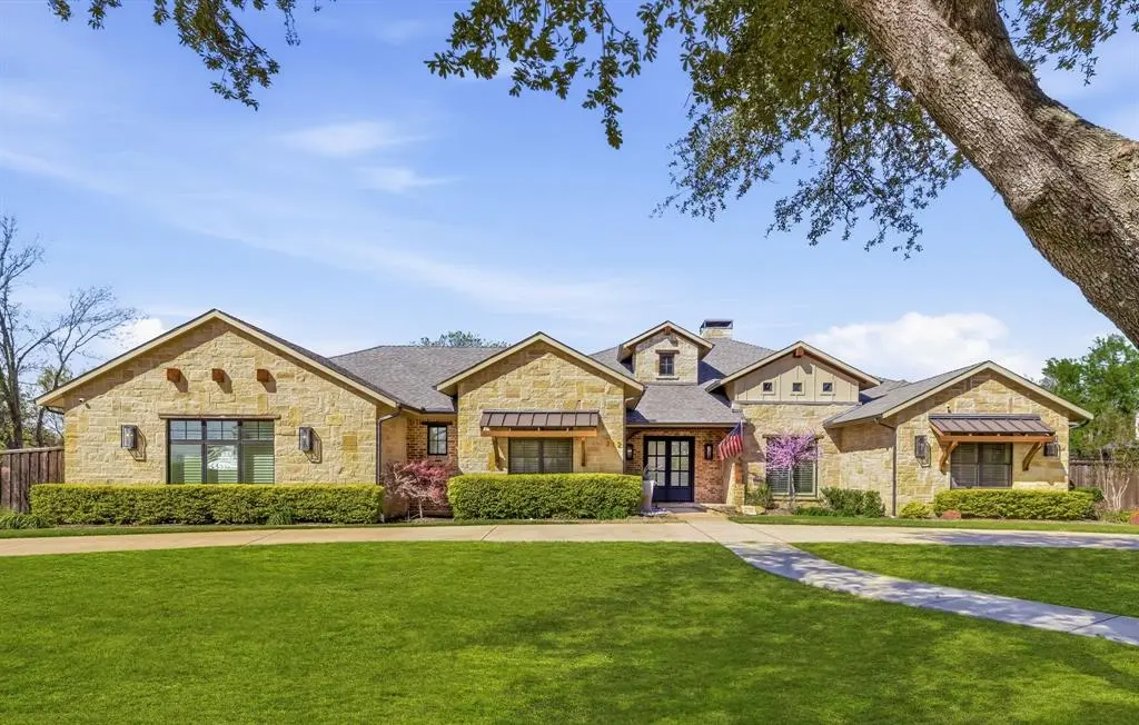 212 Oak Crest Hill Drive, Colleyville, TX 76034