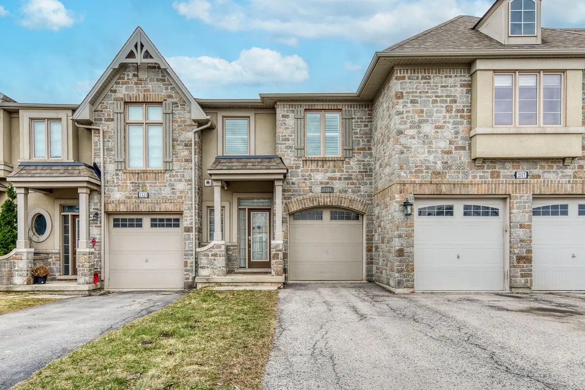 2319 Stone Glen CRES, Oakville, ON L6M 0C9