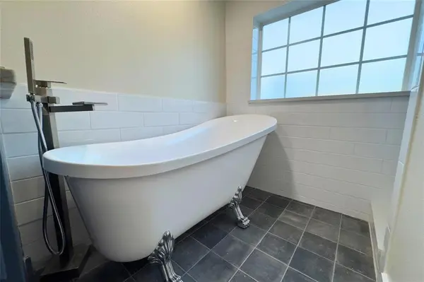 11110 County Road 4020, Kemp, TX 75143