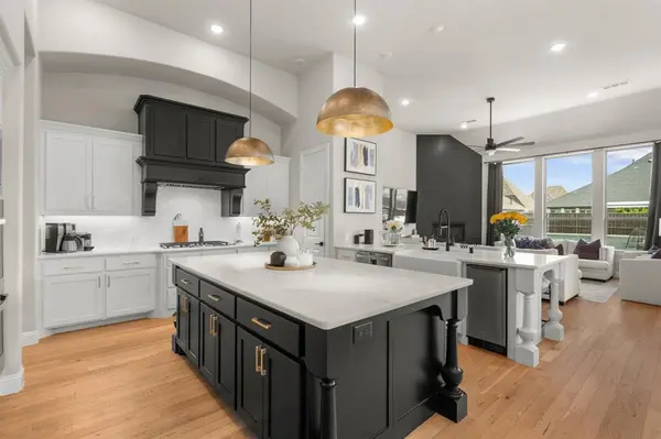 6908 Broomsedge Drive, Flower Mound, TX 76226