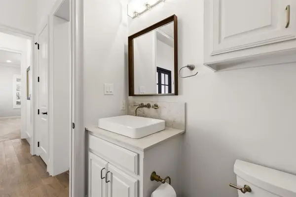 212 Oak Crest Hill Drive, Colleyville, TX 76034