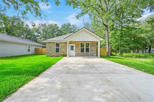 6147 Shawnee Drive, Mabank, TX 75156