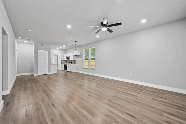 6147 Shawnee Drive, Mabank, TX 75156