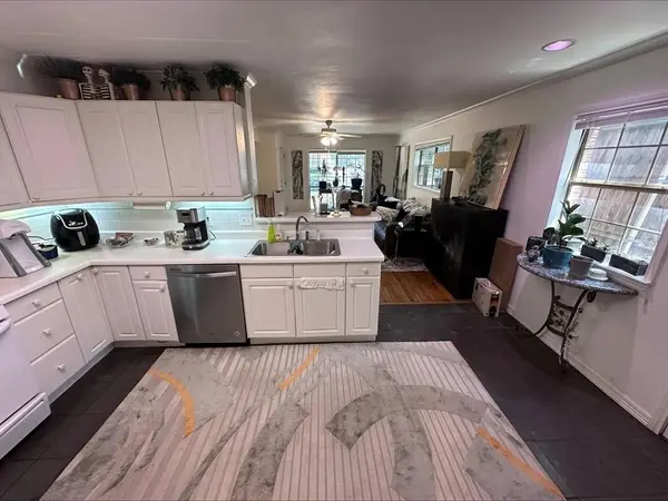 4222 Newton Avenue #101, Dallas, TX 75219