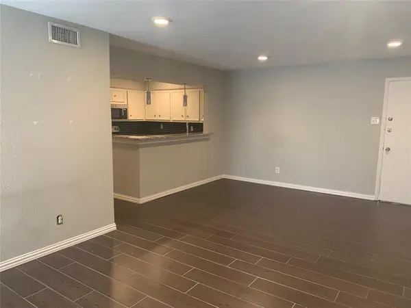 4112 Bowser Avenue #209, Dallas, TX 75219