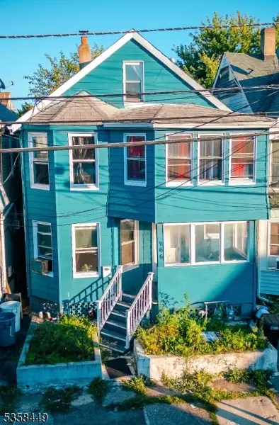 266 N 9Th St, Prospect Park Boro, NJ 07508