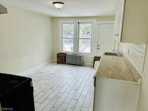 266 N 9Th St, Prospect Park Boro, NJ 07508