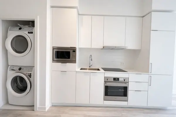 8 OLYMPIC GARDEN DR #S811, Toronto C14, ON M2M 0B9