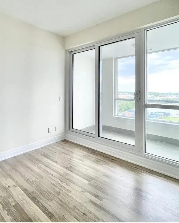 9085 Jane ST #1104, Vaughan, ON L4K 0L8