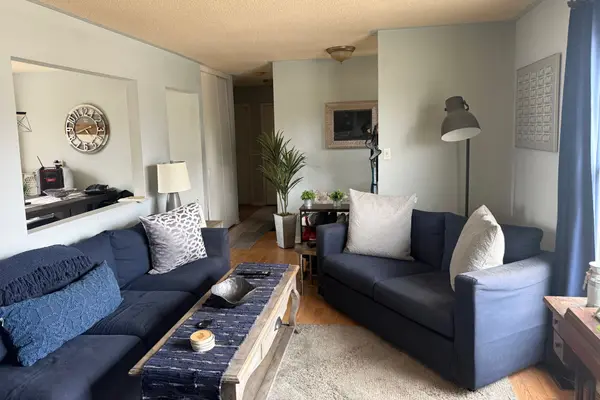 227 Pine DR, Barrie, ON L4N 4H6