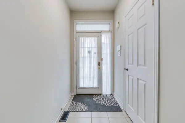2319 Stone Glen CRES, Oakville, ON L6M 0C9