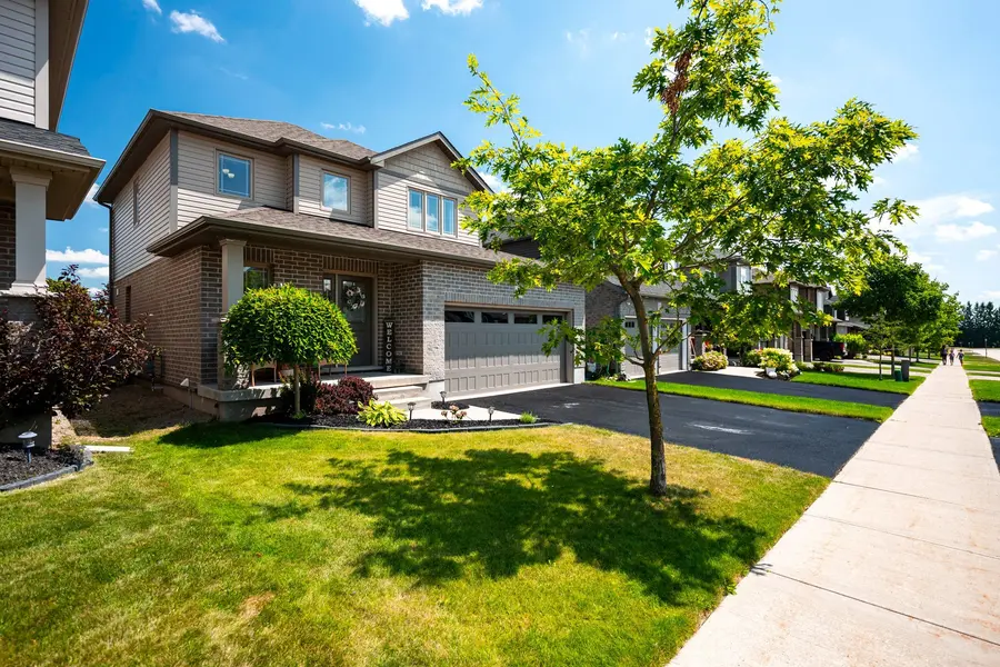 121 Taylor DR, East Luther Grand Valley, ON L9W 6P1