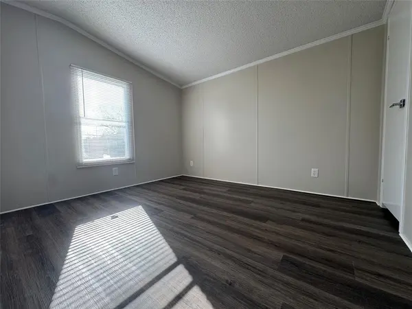 1204 Traders Road, Greenville, TX 75402