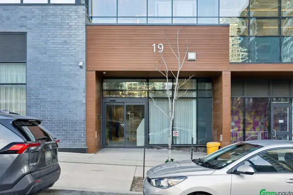 19 Western Battery RD #2206, Toronto C01, ON M6K 0E3