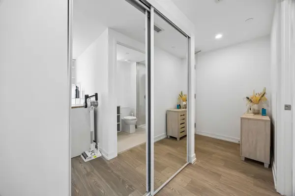 19 Western Battery RD #2206, Toronto C01, ON M6K 0E3