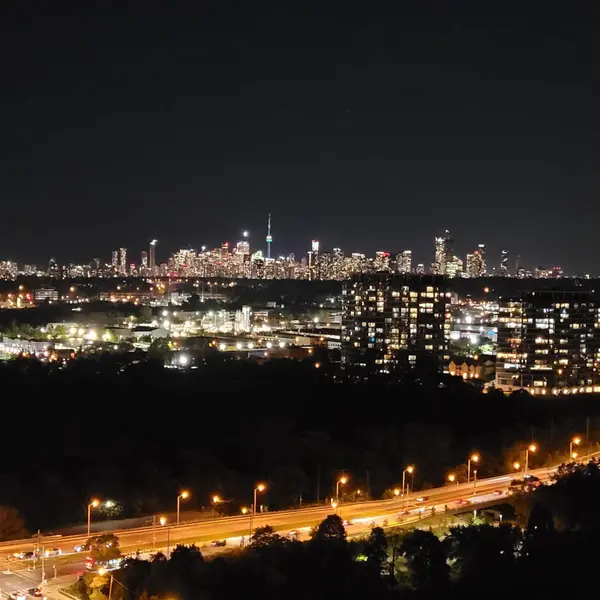 10 Inn On The Park DR #2101, Toronto C13, ON M3C 0P9