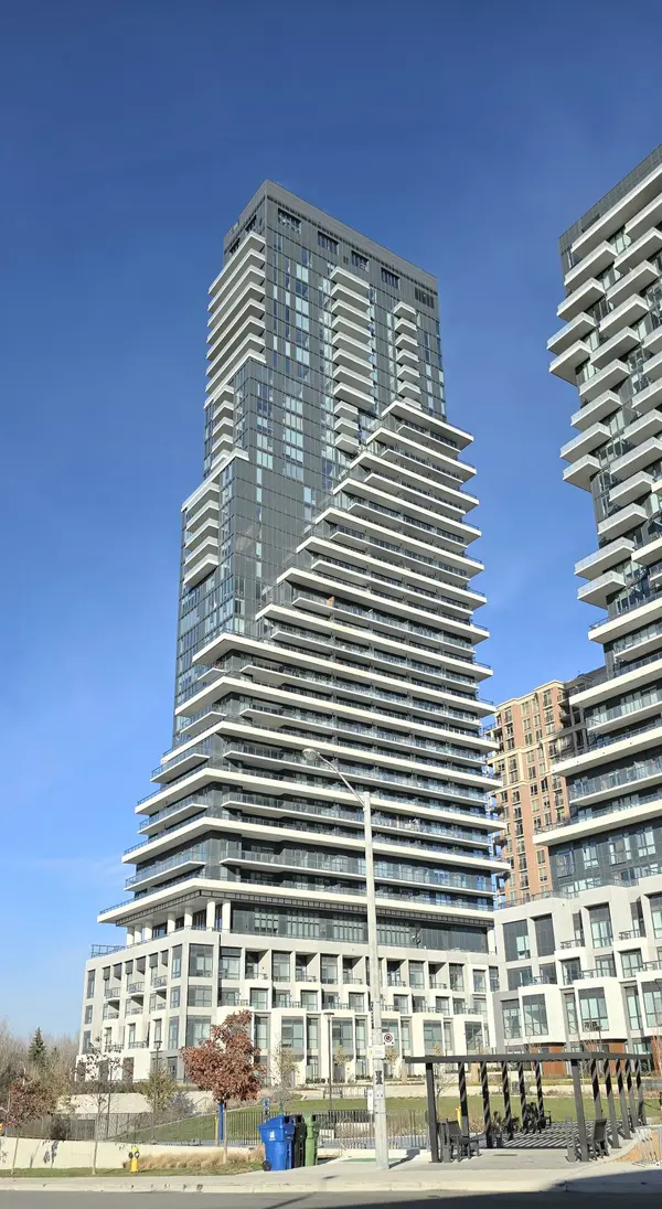 10 Inn On The Park DR #2101, Toronto C13, ON M3C 0P9