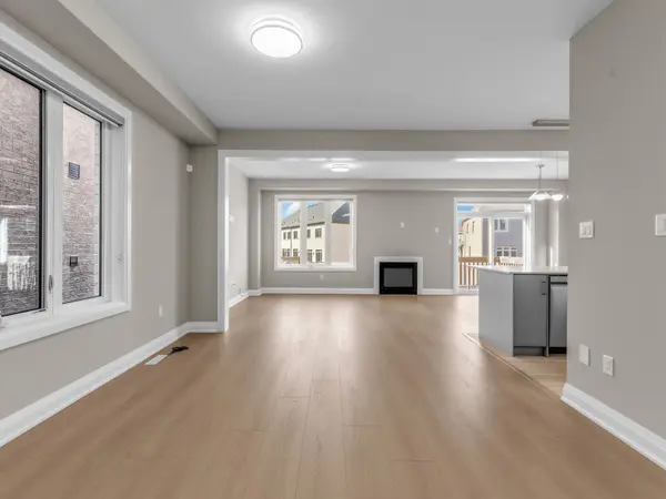 95 Chouinard WAY, Aurora, ON L4G 1B7