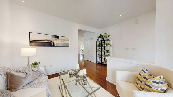 2 Beebe CRES, Markham, ON L6E 0L6