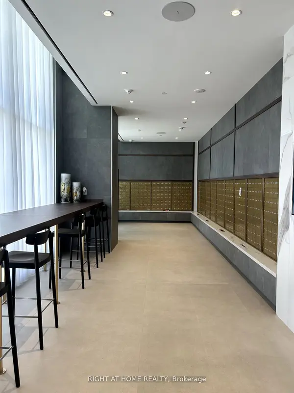 7890 Jane ST #5207, Vaughan, ON L4K 0K9