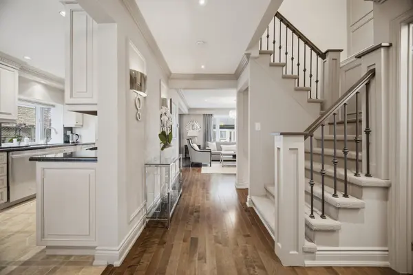 6360 Atherly CRES, Mississauga, ON L5N 2J2