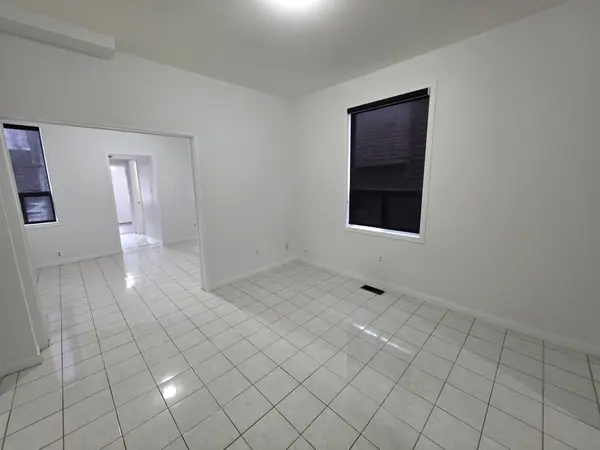 1075 Dufferin ST, Toronto W02, ON M6H 4B5