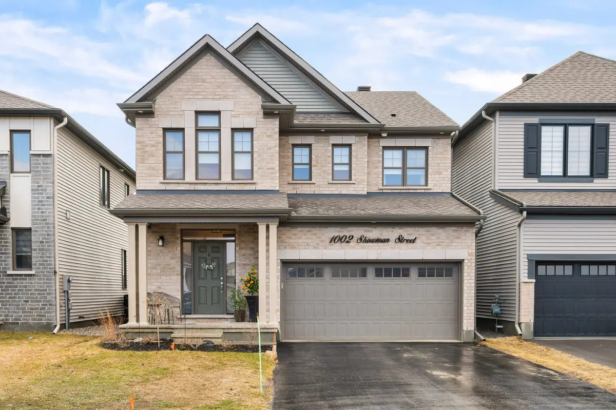 1002 Showman ST, Stittsville - Munster - Richmond, ON K0A 2Z0