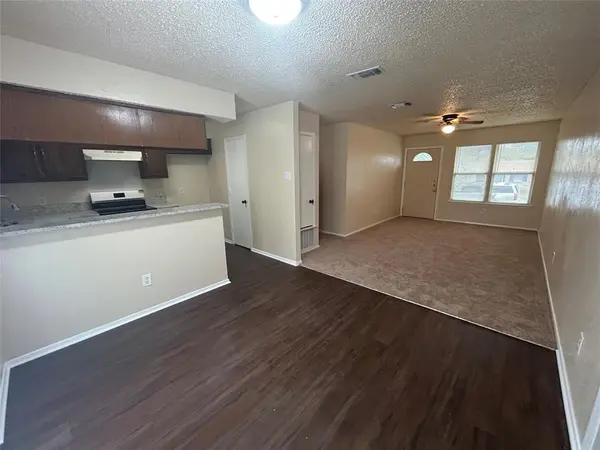 1105 Saturn Drive, Cedar Hill, TX 75104