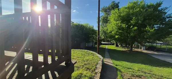 3819 Horseshoe Trail, Granbury, TX 76048