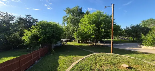 3819 Horseshoe Trail, Granbury, TX 76048