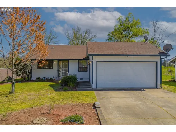 1375 NW KEASEY ST, Roseburg, OR 97471