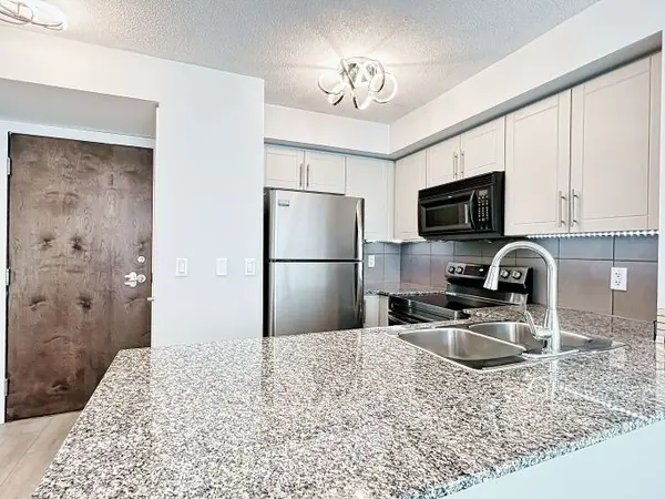 16 Yonge ST #803, Toronto C01, ON M5E 2A1