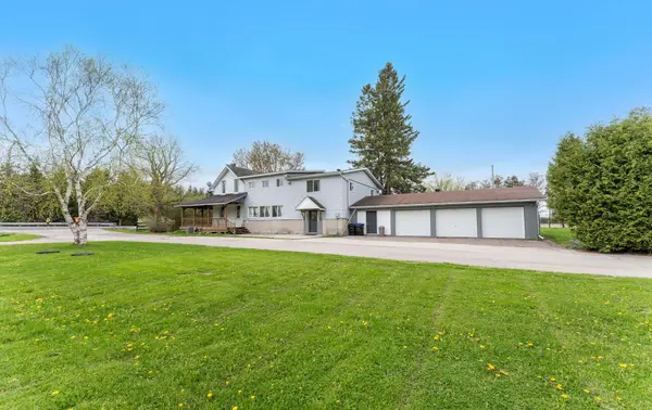 220 Queen RD W, Springwater, ON L0L 1P0