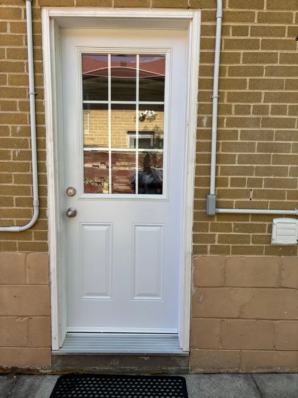 2 Hagersville CT #Lower, Toronto W08, ON M9C 4A3