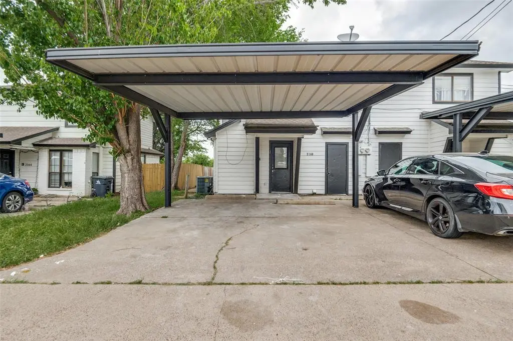 2166 E Arkansas Lane, Arlington, TX 76014