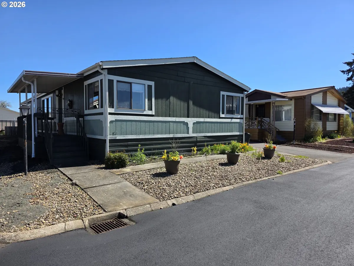 1200 E CENTRAL AVE #30, Sutherlin, OR 97479