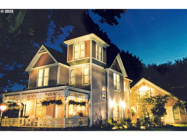 617 JUNIPER ST, Junction City, OR 97448